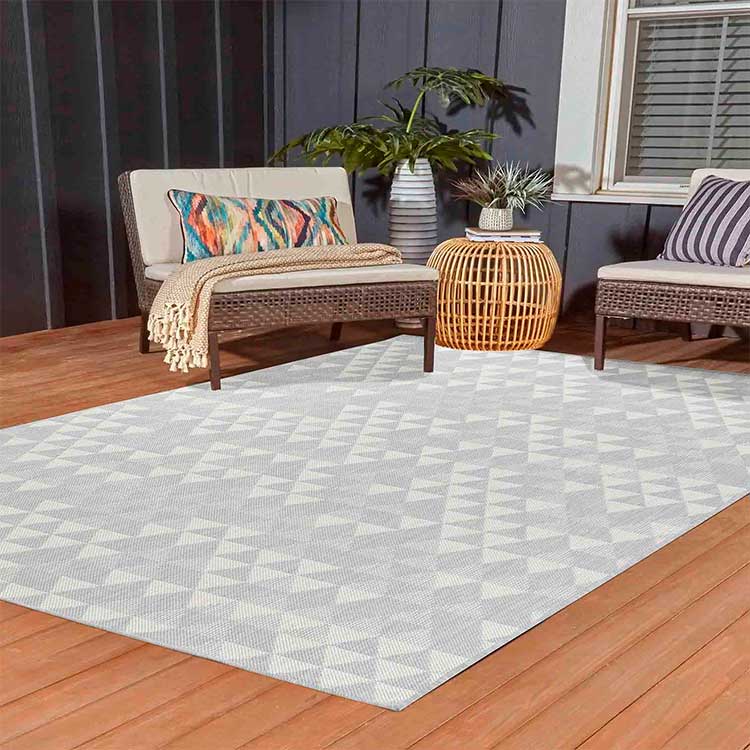 Glovelsupplies Sky Triangle Grey Rugs - Indoor / Outdoor